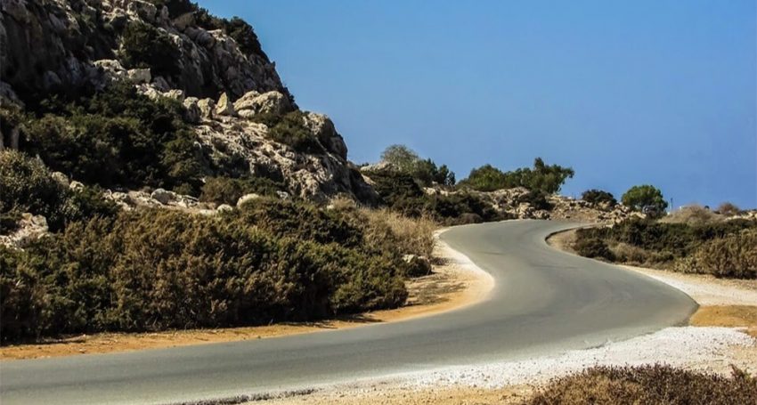 Anti-gravity hill in Cyprus an incredible optical illusion (2)