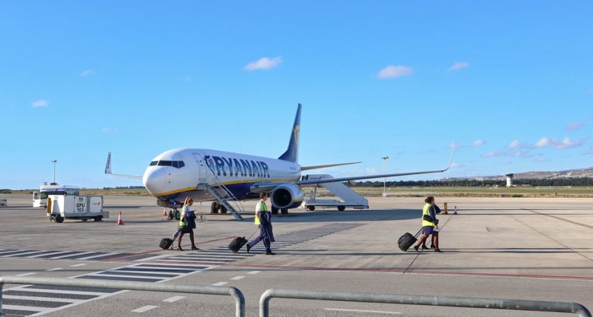 Larnaca and Paphos airports will receive 22 million euros from the European Commission