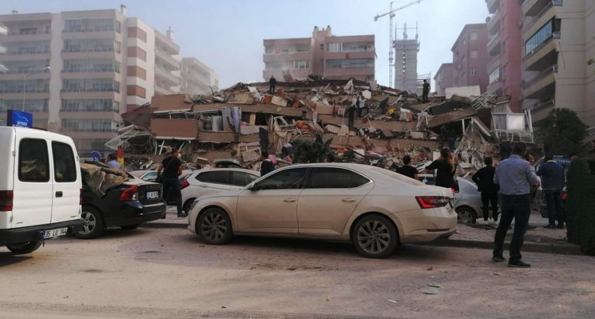 The number of people killed in the earthquake in Izmir has increased up to 62